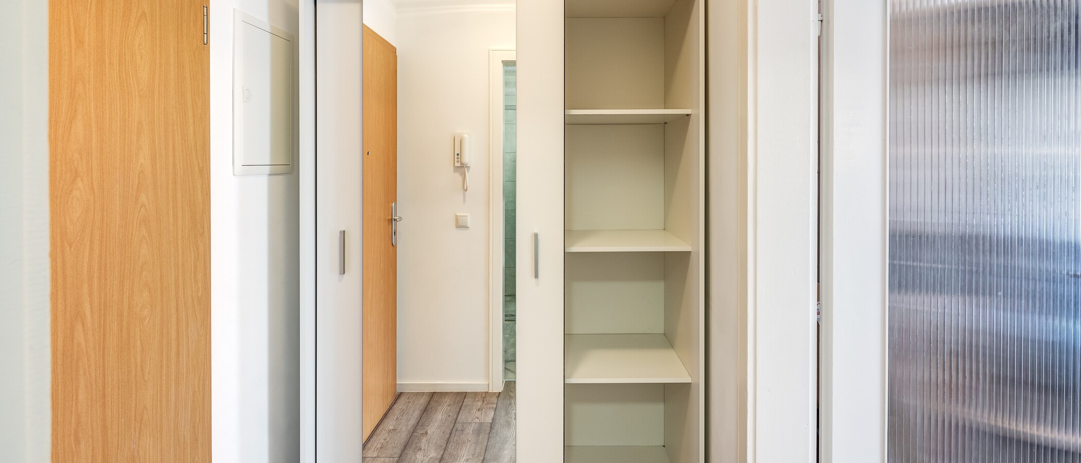 apartamento München Neuhausen 03 pasillo 13948