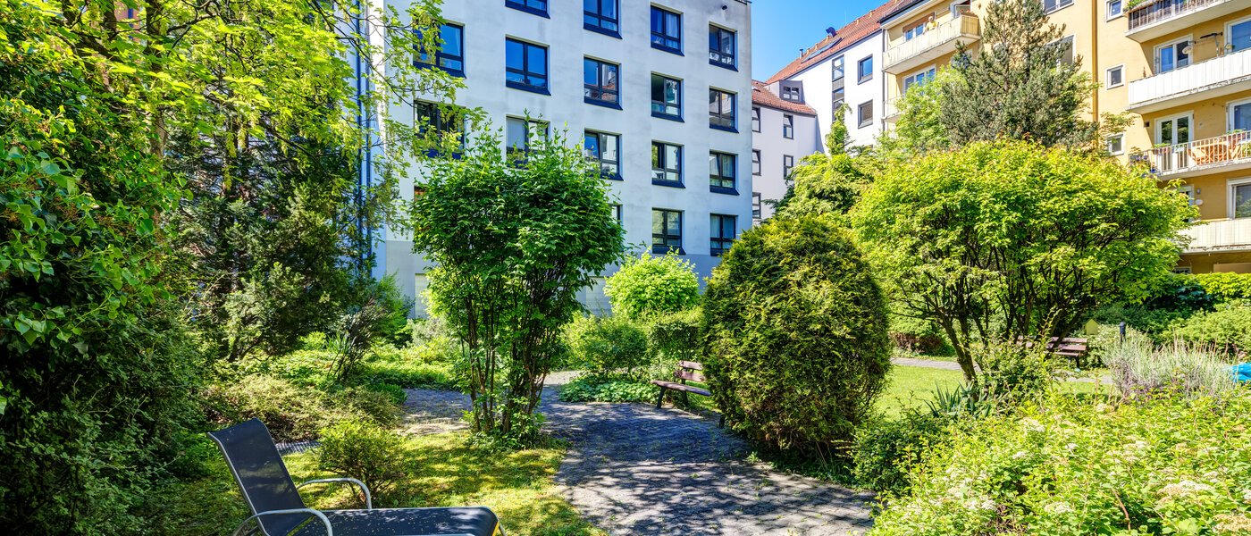 apartamento München Maxvorstadt 01 jardín comunitario 13972