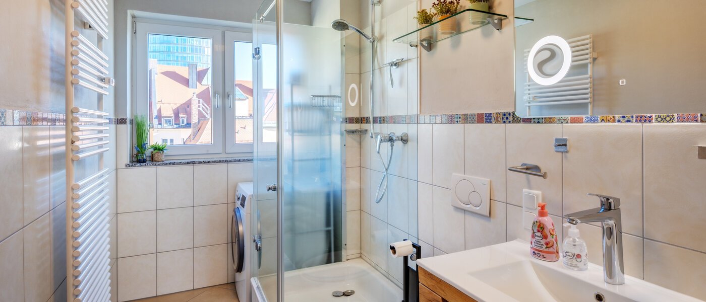 ático con terraza München Neuhausen 01 2. baño 13988