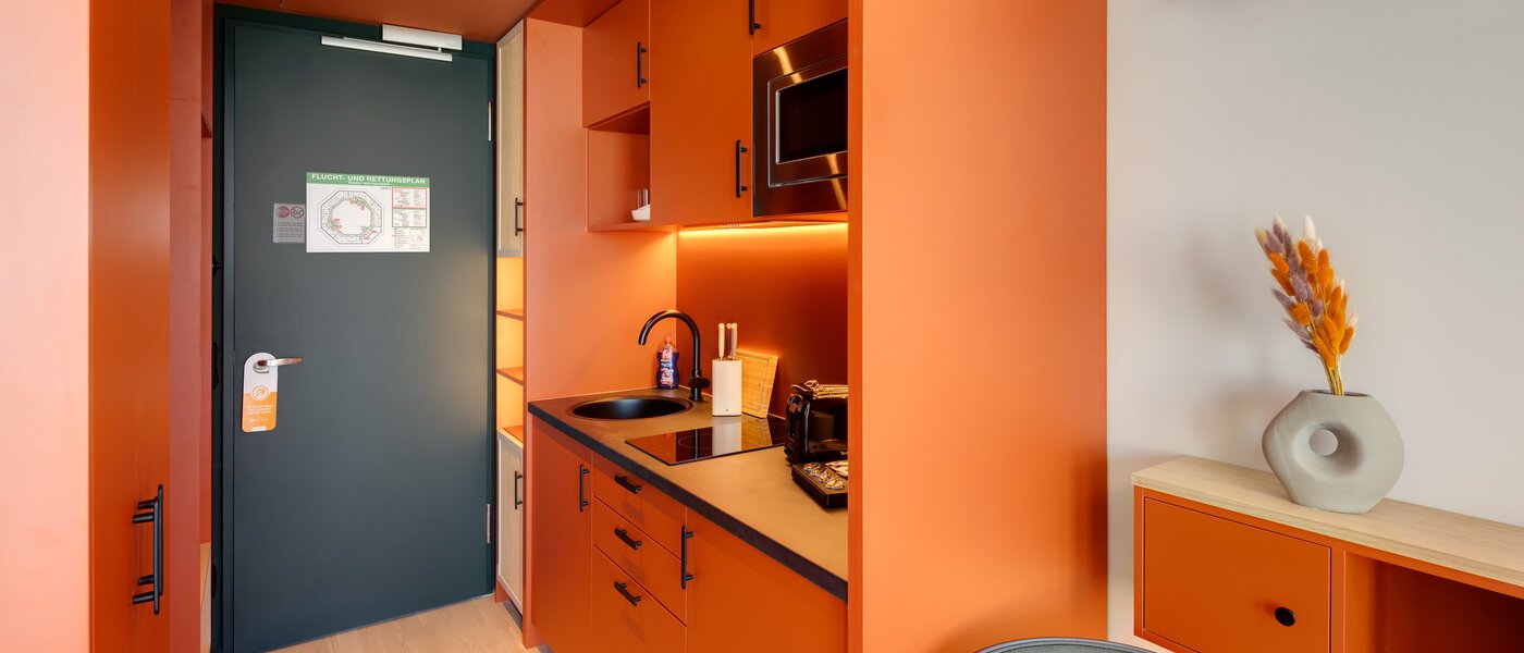 apartamento Unterföhring 01 cocina 14034