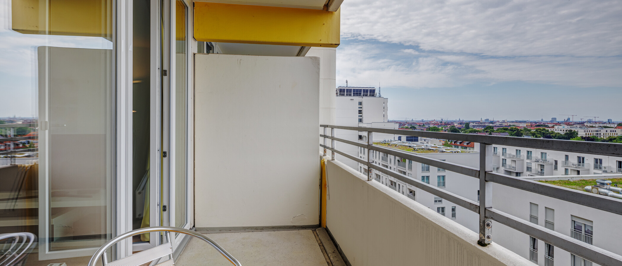 apartamento München Schwabing (rechts der Leopoldstraße) 02 balcón 14071