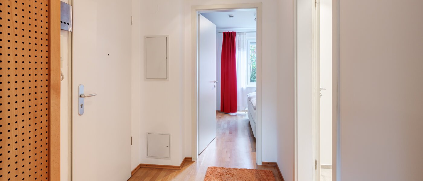 apartamento München Daglfing 02 pasillo 14078