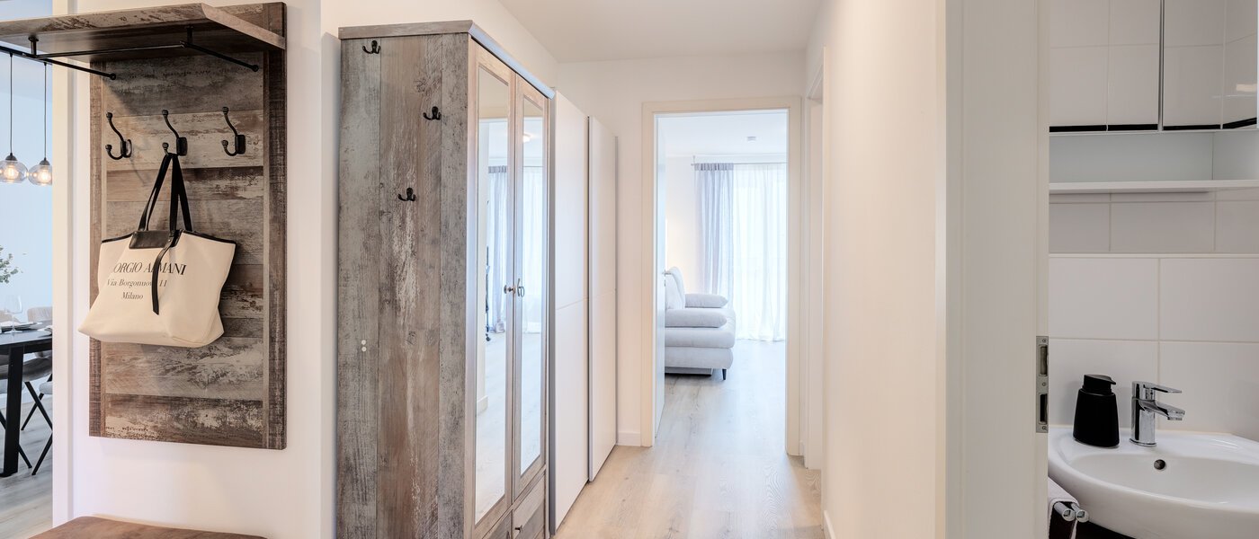 apartamento München Neuhausen 02 pasillo 14083