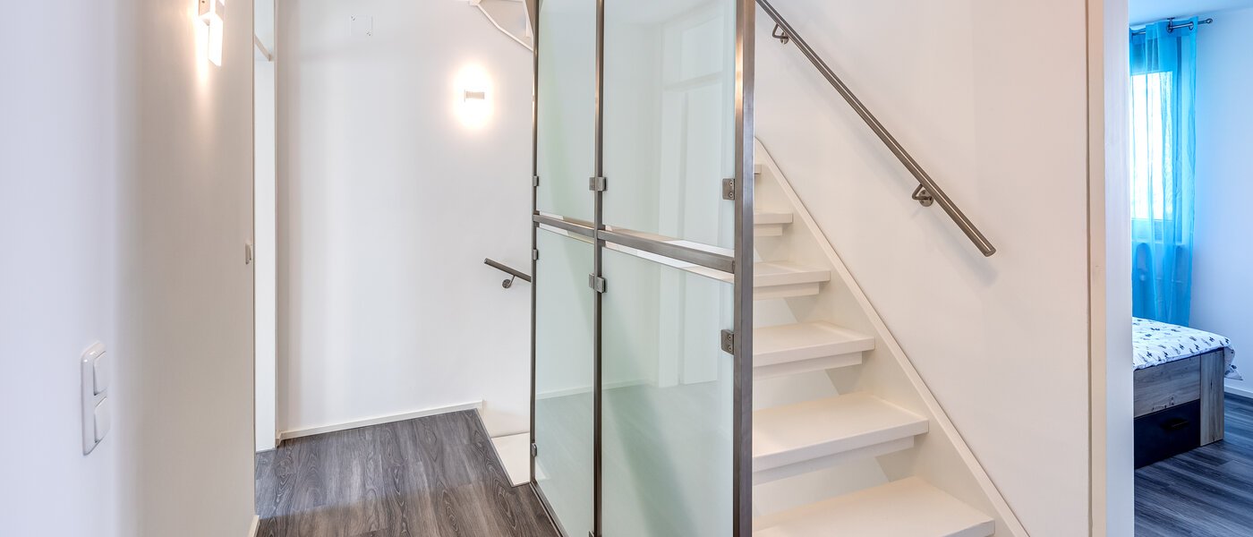 chalet adosado en el medio Germering 01 pasillo 14170