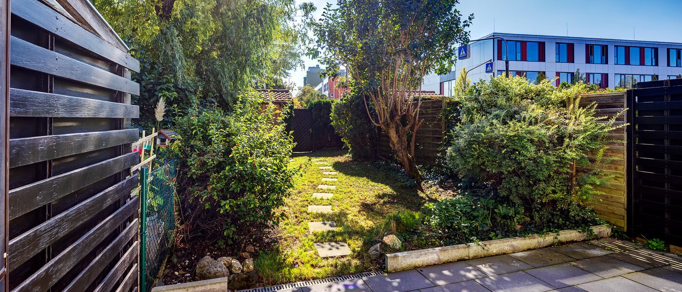 chalet adosado en el medio Germering 01 terraza 14170