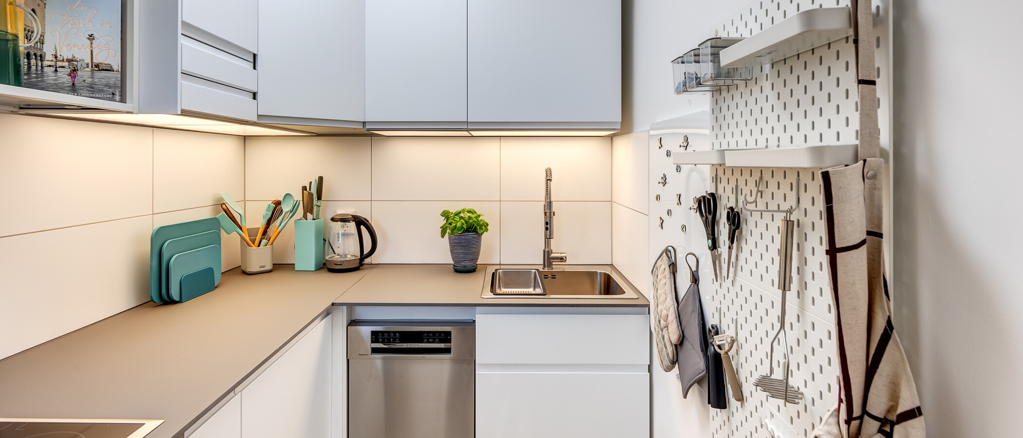 apartamento München Schwabing (rechts der Leopoldstraße) 01 cocina 14213