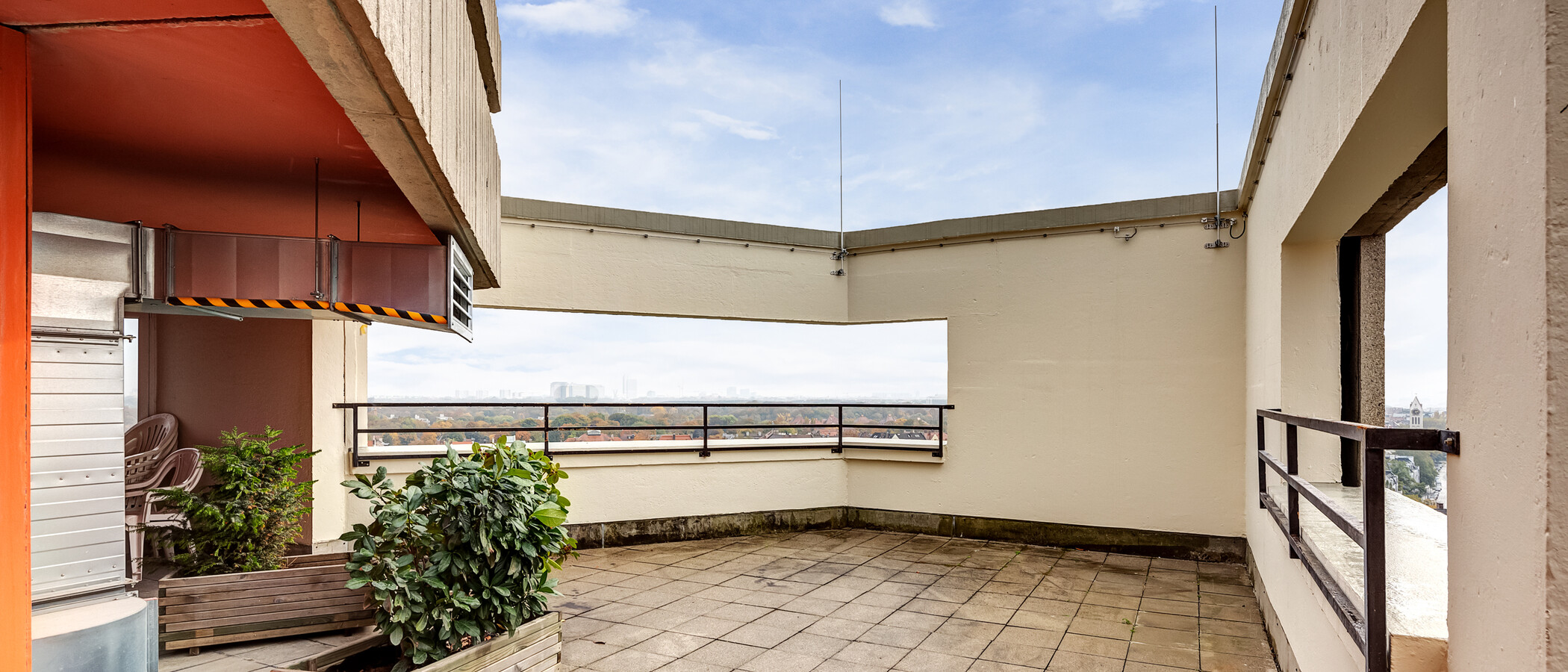 apartamento München Schwabing (rechts der Leopoldstraße) 01 patio común 14213