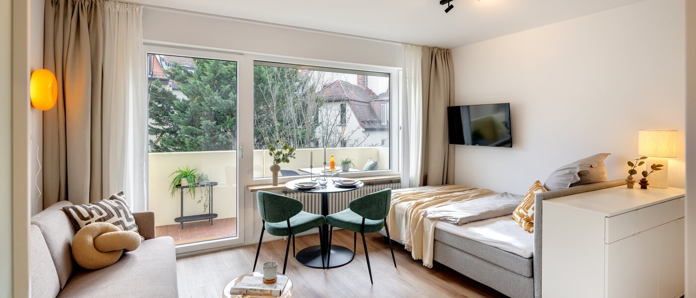 apartamento München Schwabing-Nord (zw. Leopoldstraße & Englischen Garten) 01 zona de día  14305