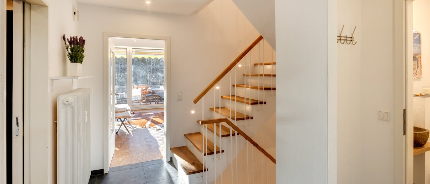 chalet adosado en el medio Gmund am Tegernsee 02 pasillo 14329