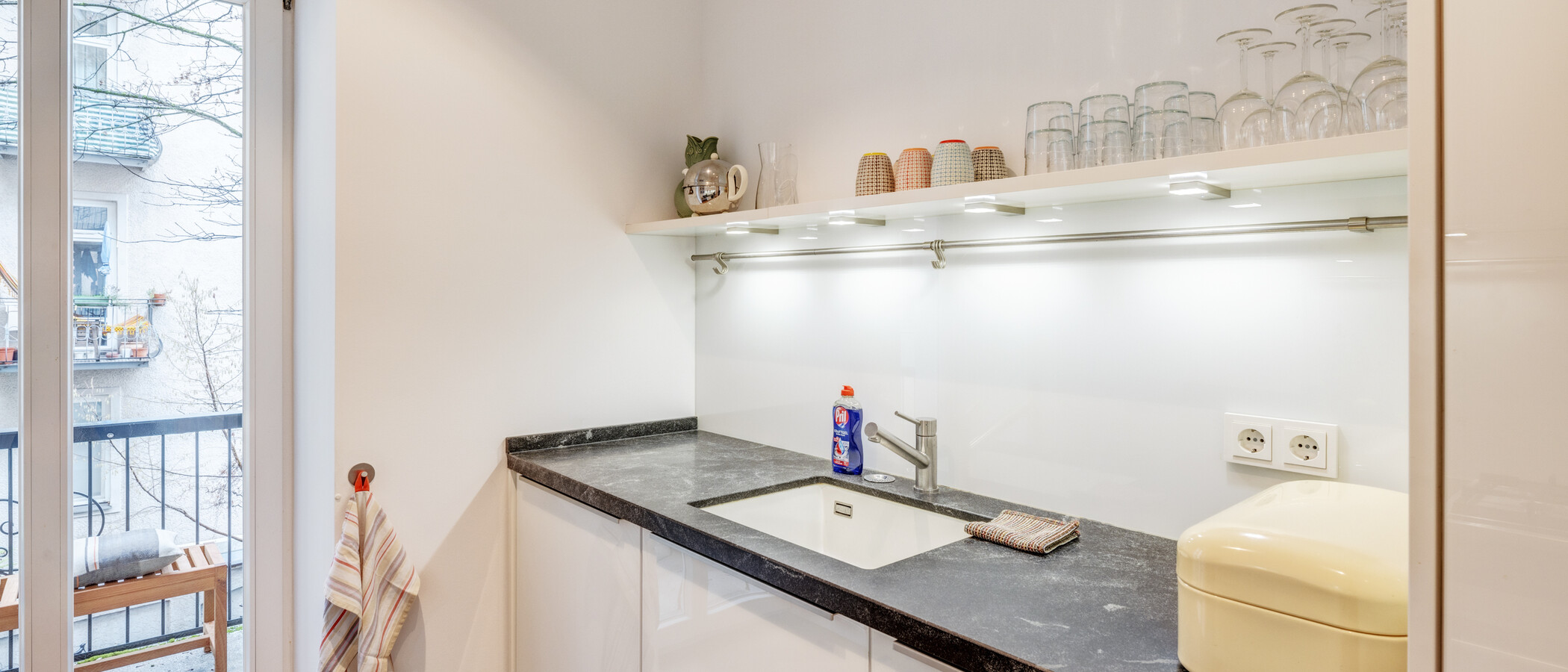 apartamento München Neuhausen 02 cocina 14340