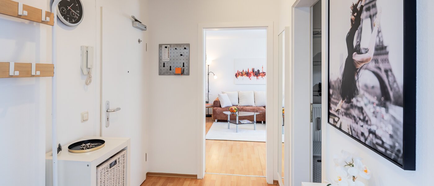 apartamento Poing 01 pasillo 14380