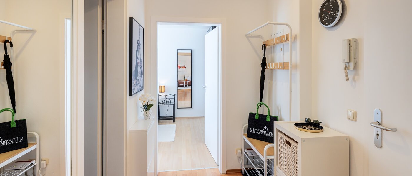 apartamento Poing 02 pasillo 14380