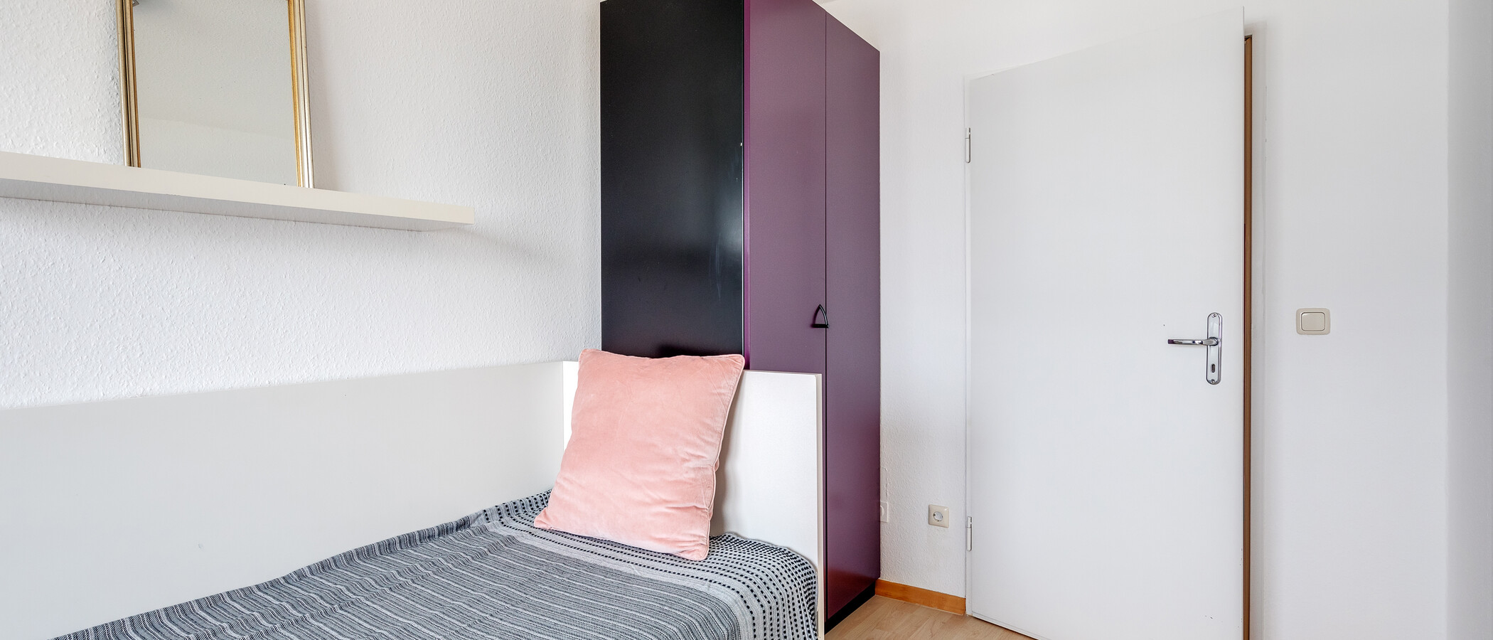 apartamento München Schwabing-Georgenschwaige 02 2. dormitorio 1443