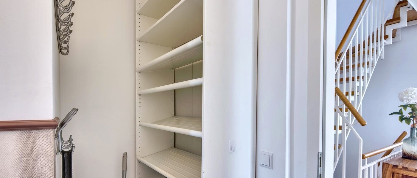 chalet adosado en esquina Karlsfeld 02 pasillo 14478