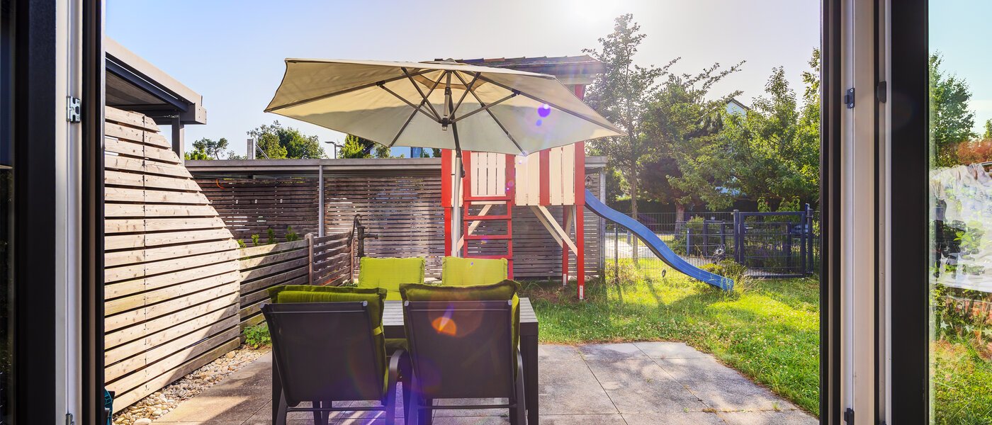 chalet adosado en esquina Karlsfeld 01 terraza 14478