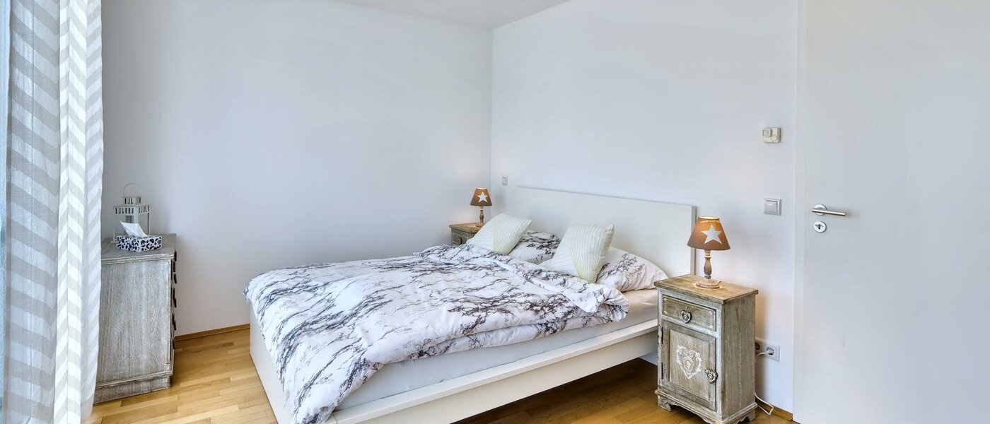 chalet adosado en esquina Karlsfeld 01 2. dormitorio 14478