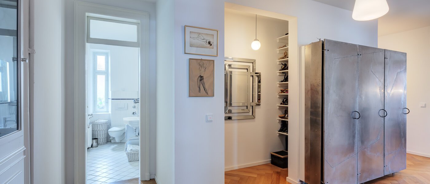 apartamento München Neuhausen 02 pasillo 14528