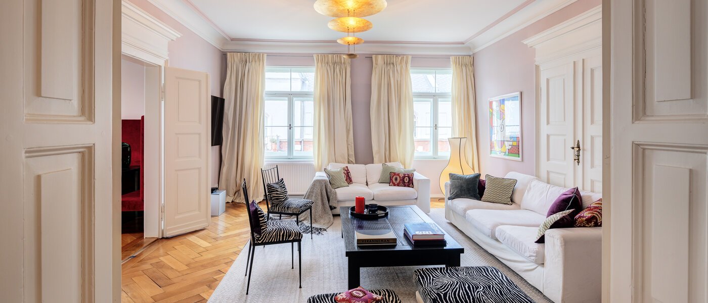 apartamento München Neuhausen 01 sala de estar 14528