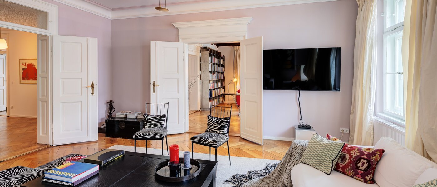 apartamento München Neuhausen 04 sala de estar 14528