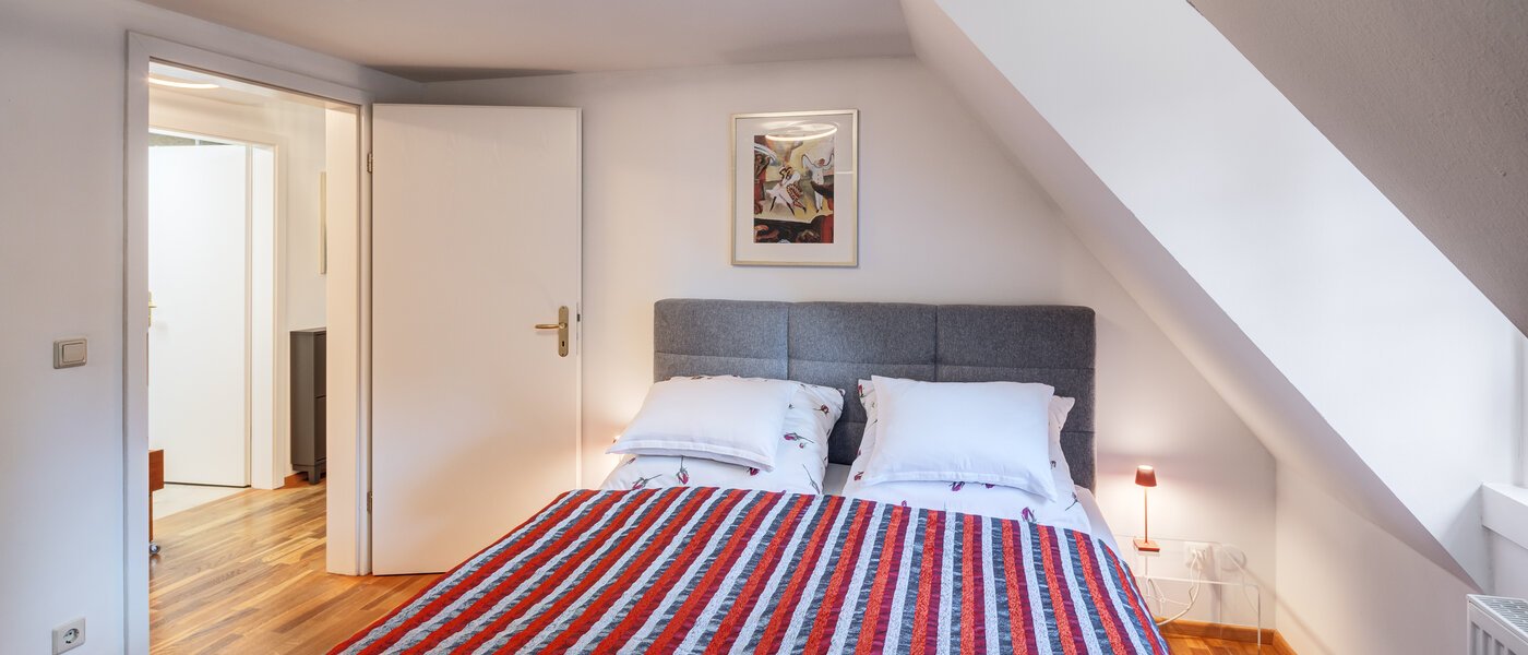 dúplex con galería München Ramersdorf 02 dormitorio 14556