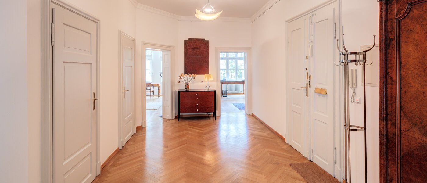 apartamento München Lehel 02 pasillo 14572