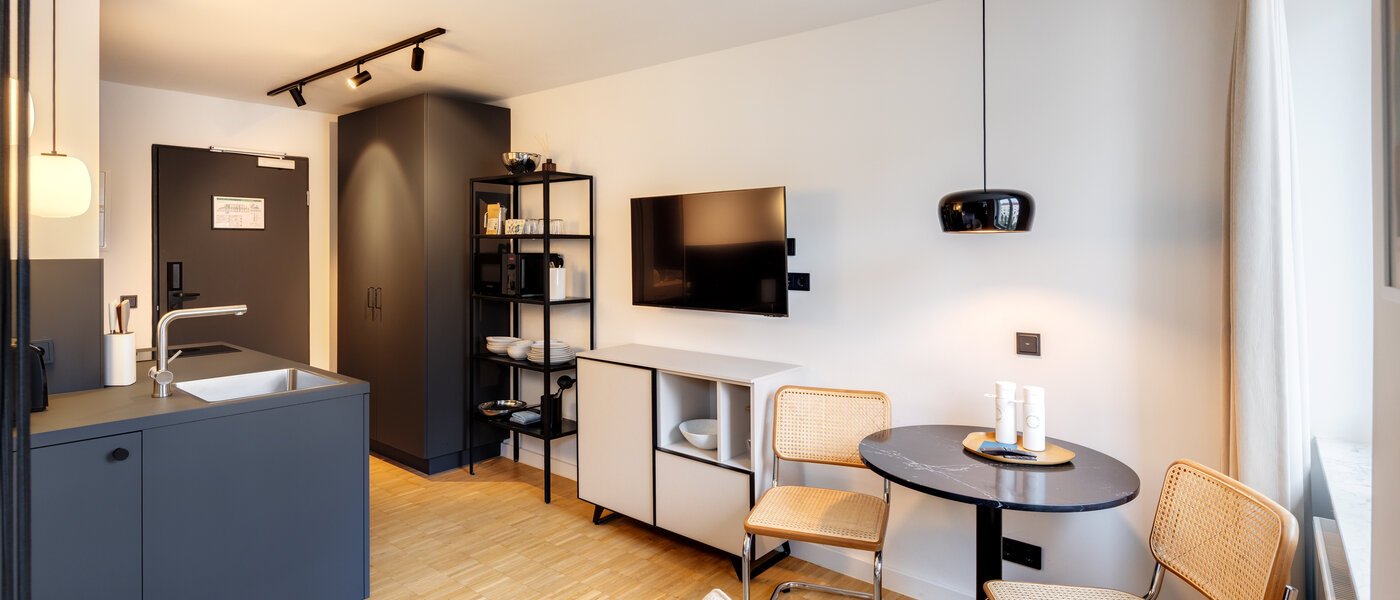 apartamento München Schwabing-West (rund um den Hohenzollernplatz) 04 zona de día  14592