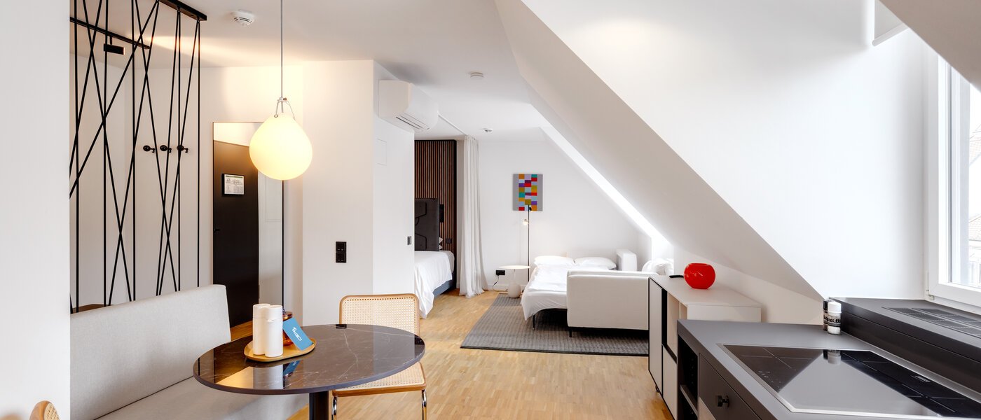 apartamento München Schwabing-West (rund um den Hohenzollernplatz) 02 zona de día  14593