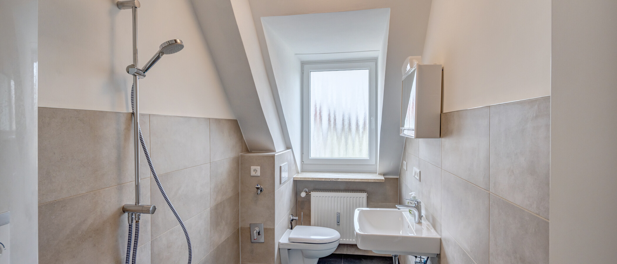 ático München Untergiesing 01 baño 14653