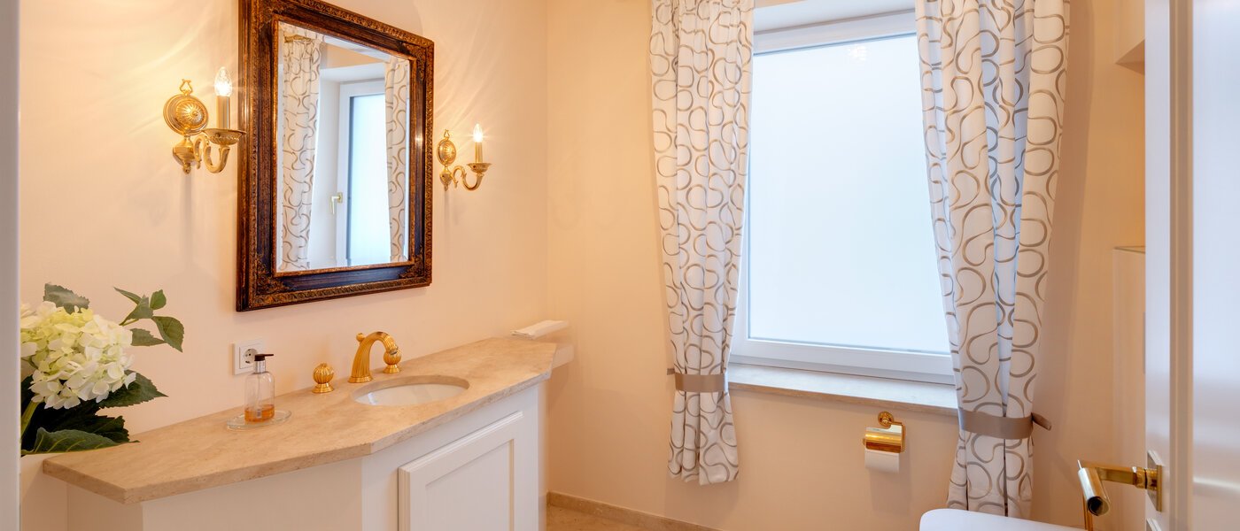 villa Starnberg 01 WC de invitados 14680