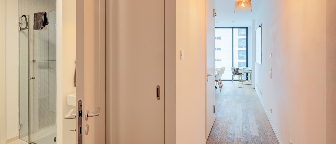 ático con terraza München Neuhausen 03 pasillo 14699