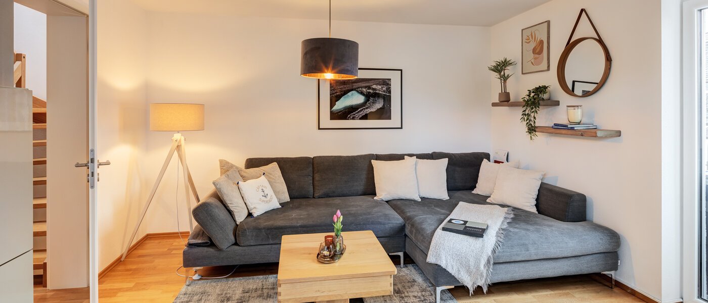 chalet adosado en esquina München Untermenzing 01 sala de estar 14723