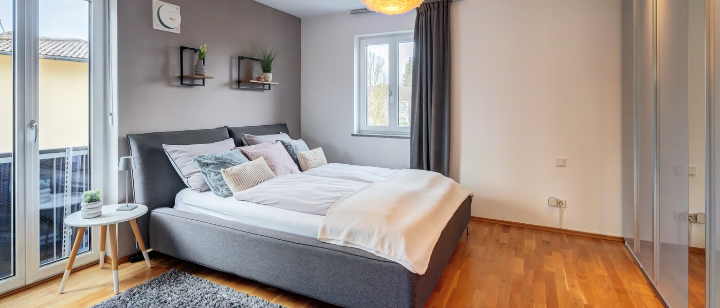 chalet adosado en esquina München Untermenzing 01 1. dormitorio 14723