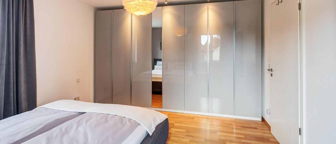 chalet adosado en esquina München Untermenzing 02 1. dormitorio 14723