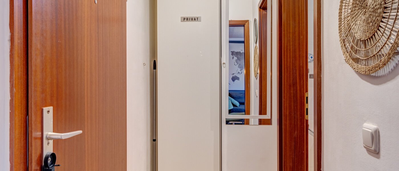 apartamento München Neuhausen 01 pasillo 14753