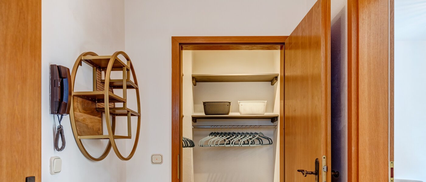 piso con jardín München Altperlach 03 pasillo 14773