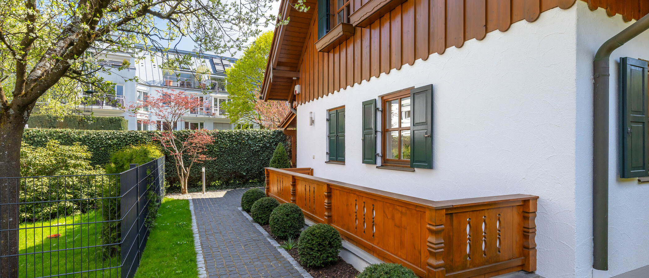 casa unifamiliar München Obersendling 04 camino de acceso 14826