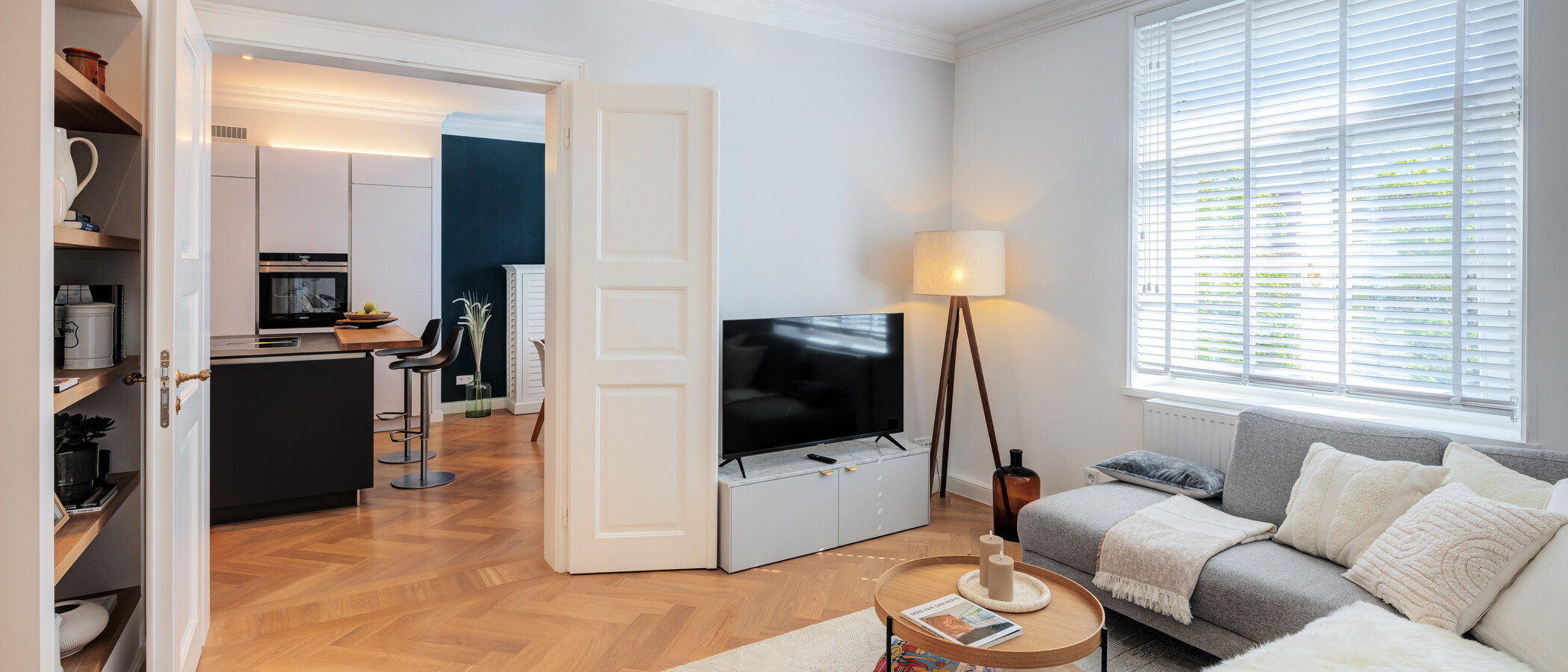 apartamento München Neuhausen 04 sala de estar 14830