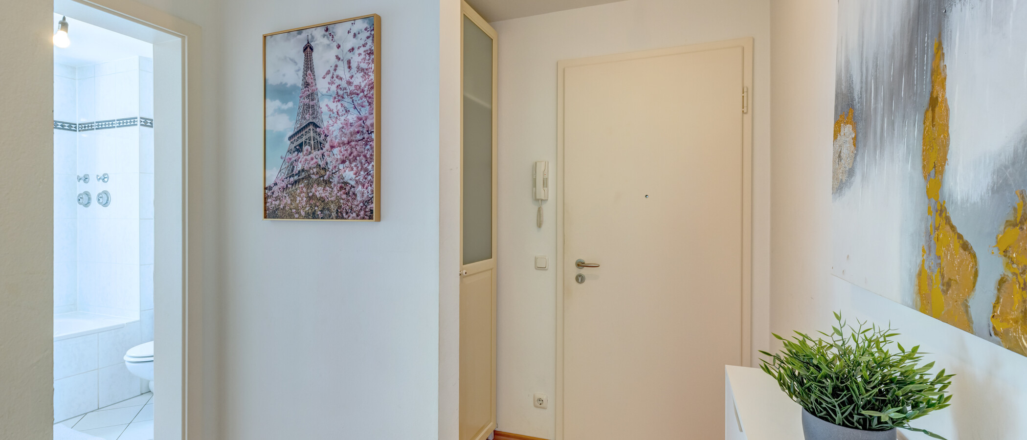 piso con jardín München Pasing 01 pasillo 14874