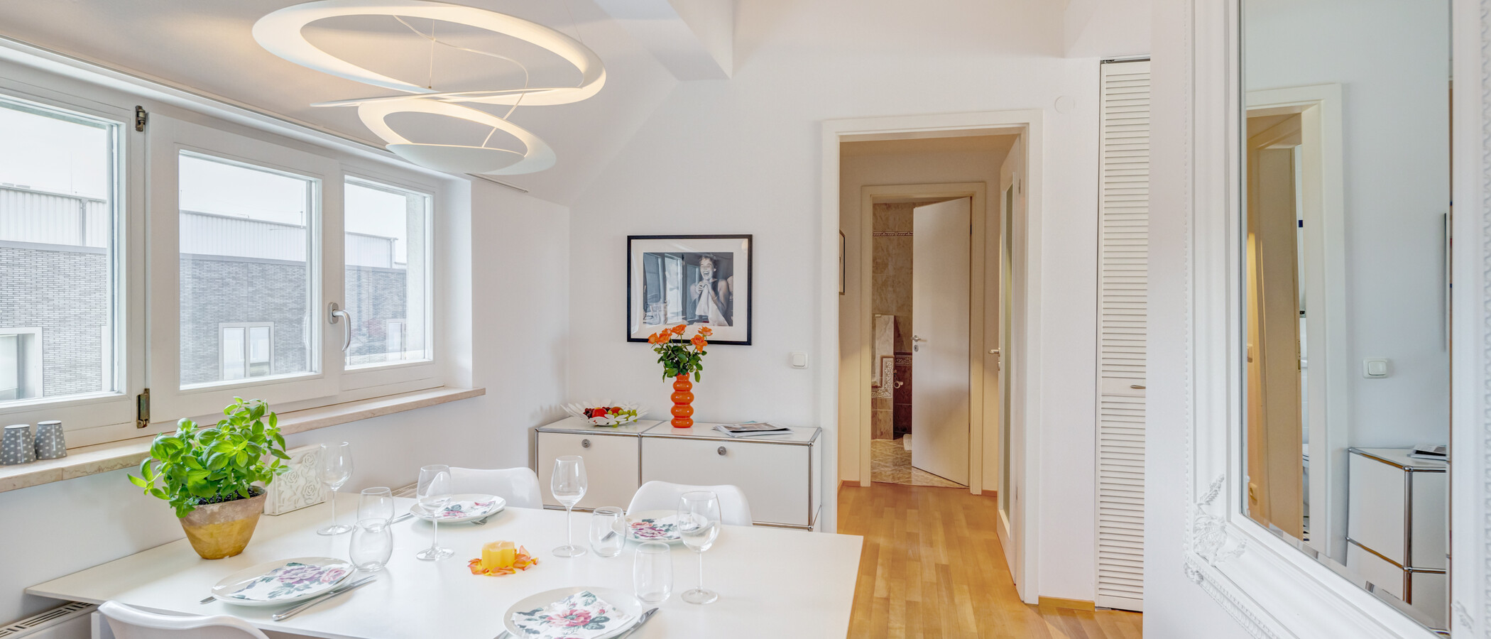 piso con galería München Maxvorstadt 05 zona de día  14890