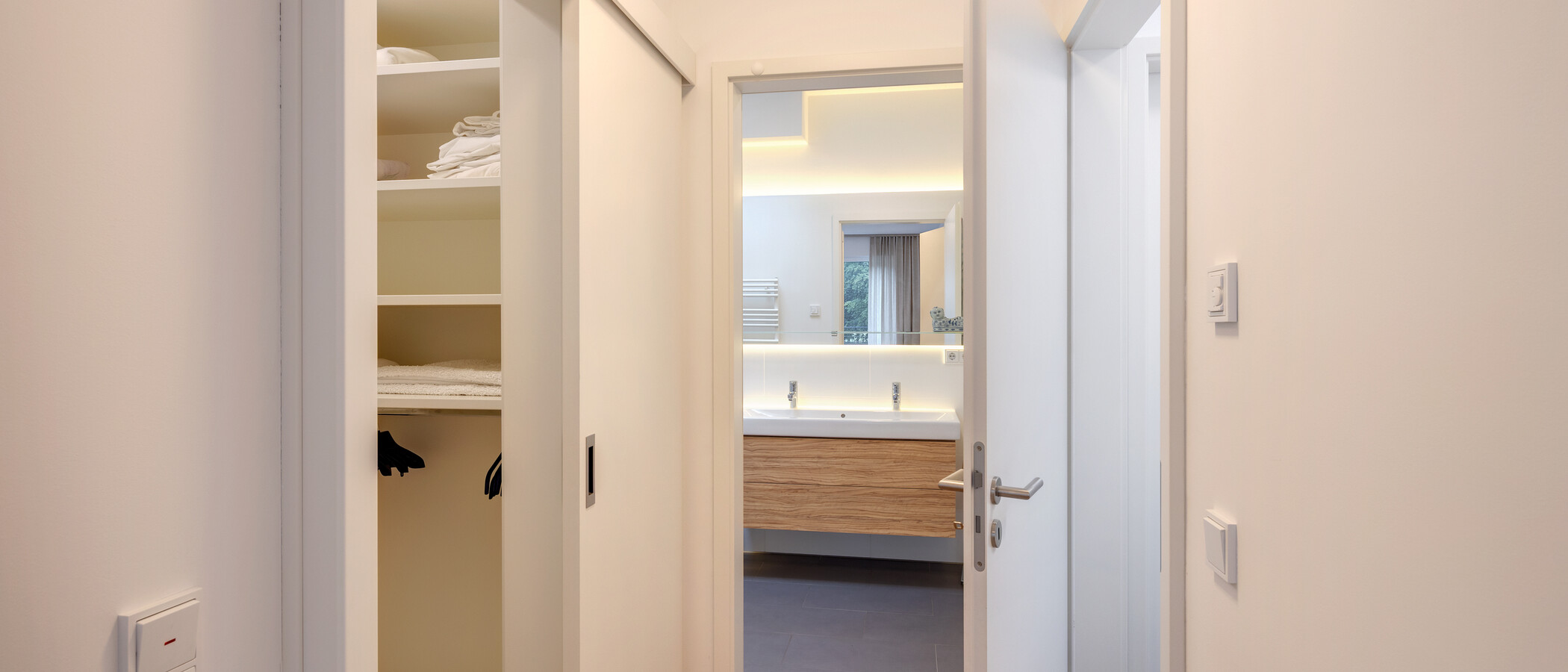 ático con terraza München Menterschwaige 03 dormitorio 14914