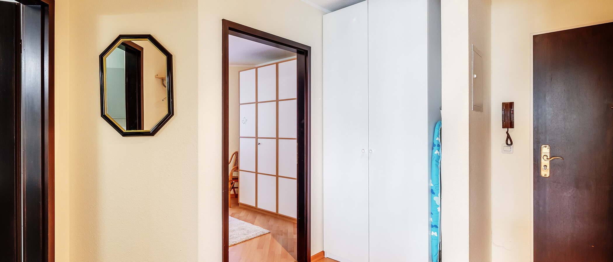 apartamento München Schwabing-Nord (zw. Belgrad- & Leopoldstraße) 02 pasillo 1494