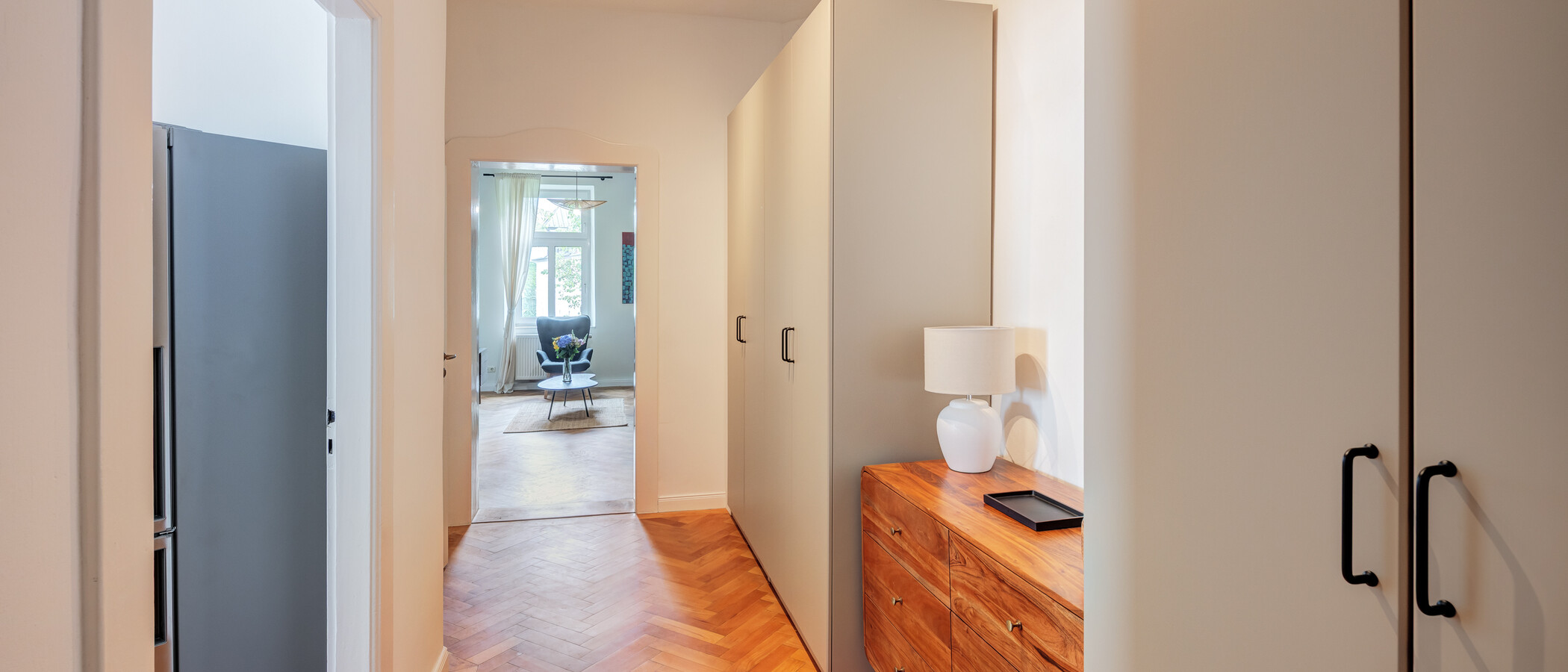 apartamento München Neuhausen 01 pasillo 14943