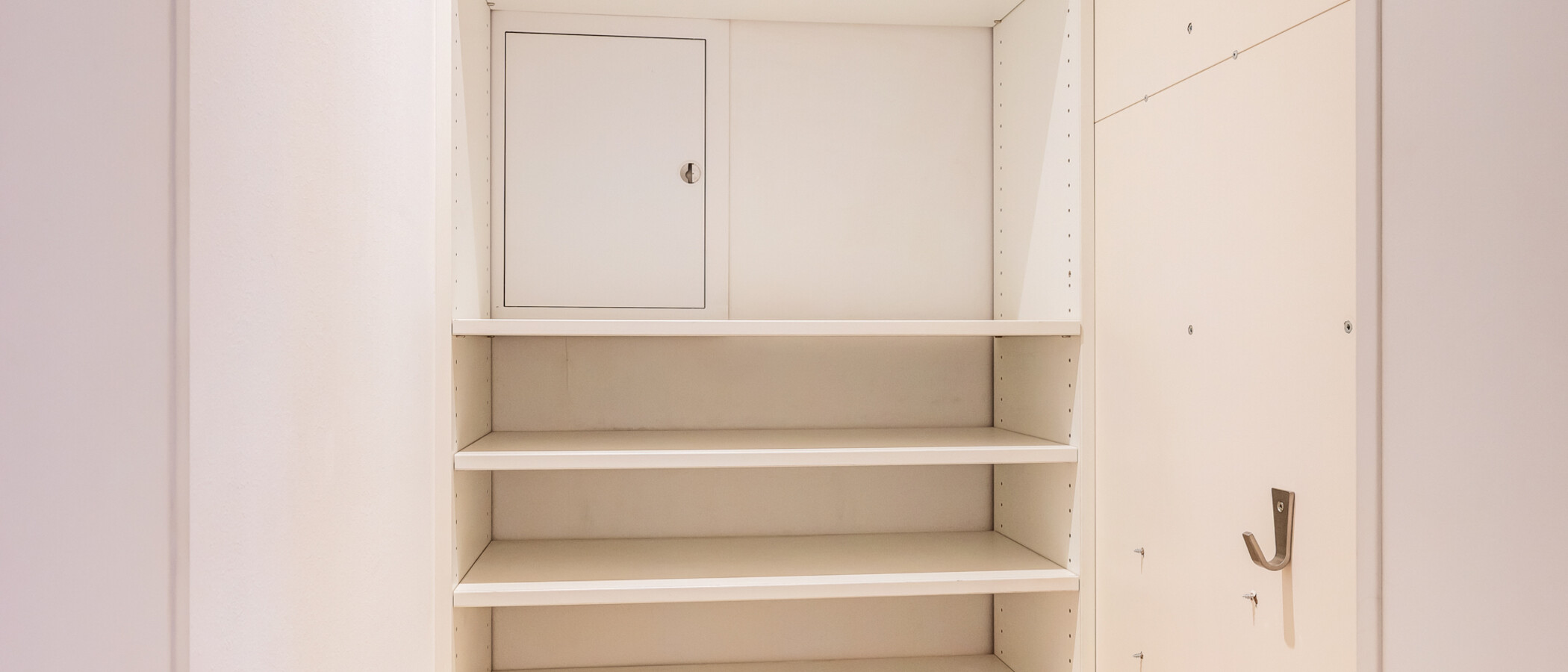 apartamento München Maxvorstadt - Museumsviertel 01 Armario empotrado 14945