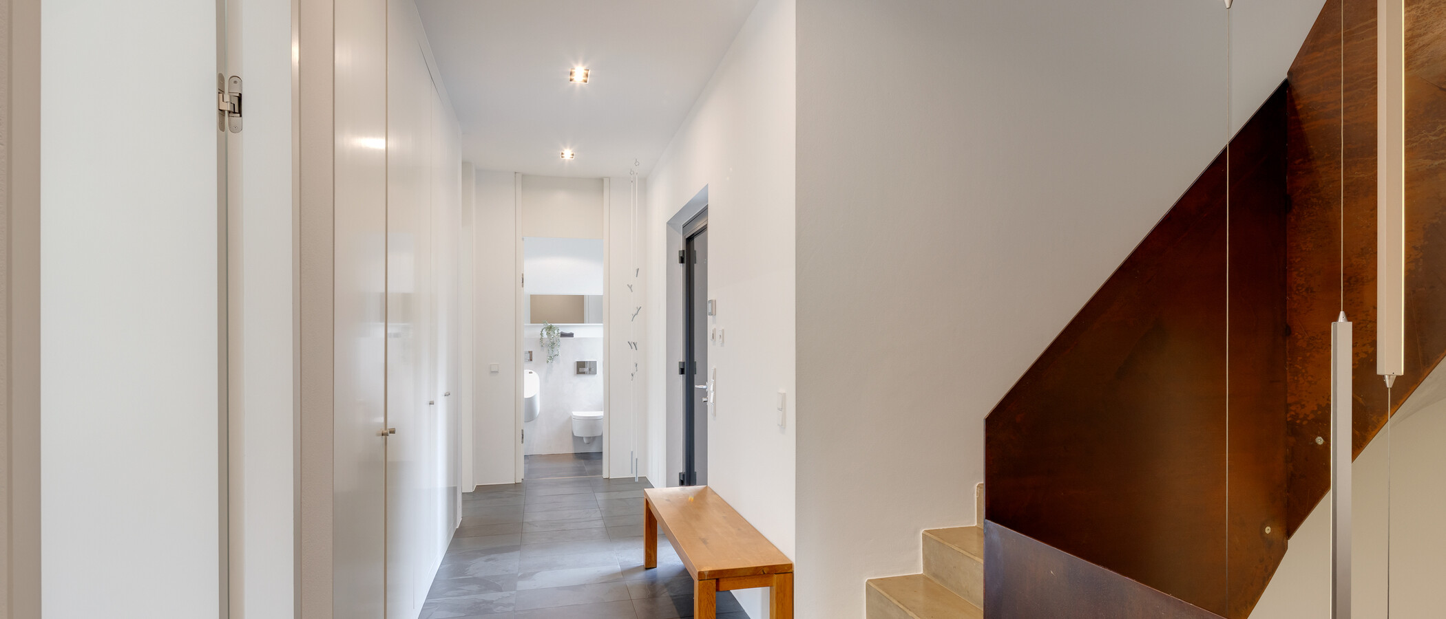 casa unifamiliar München Untermenzing 02 pasillo 14987