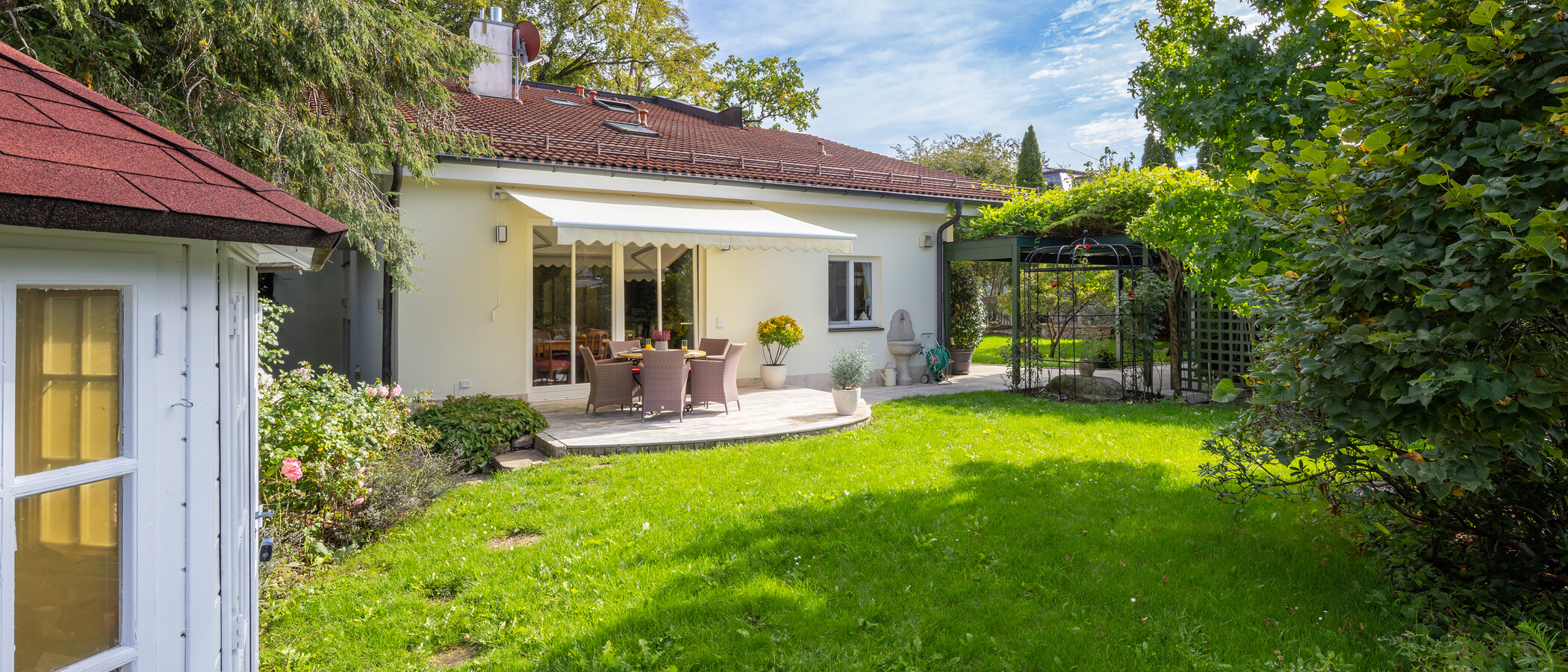 villa Grünwald 03 jardín 15022