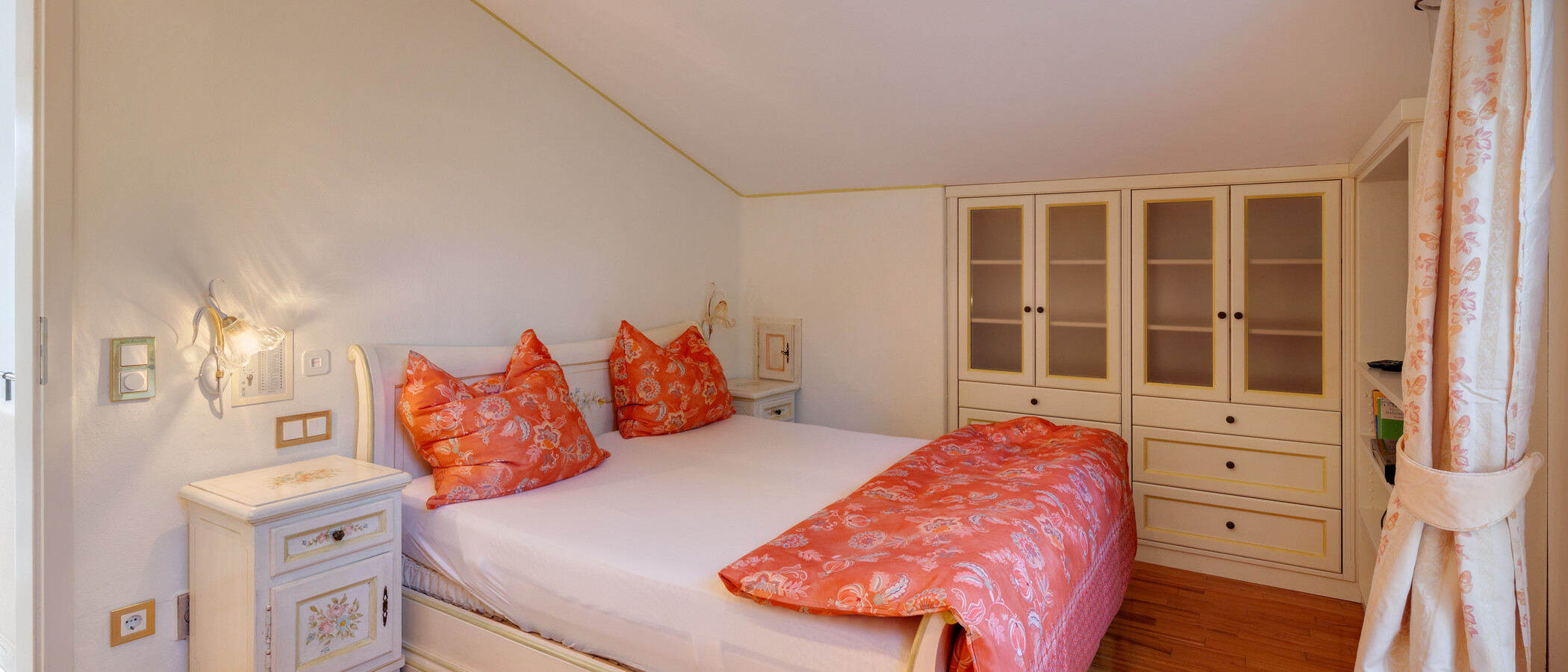 villa Grünwald 01 1. dormitorio 15022