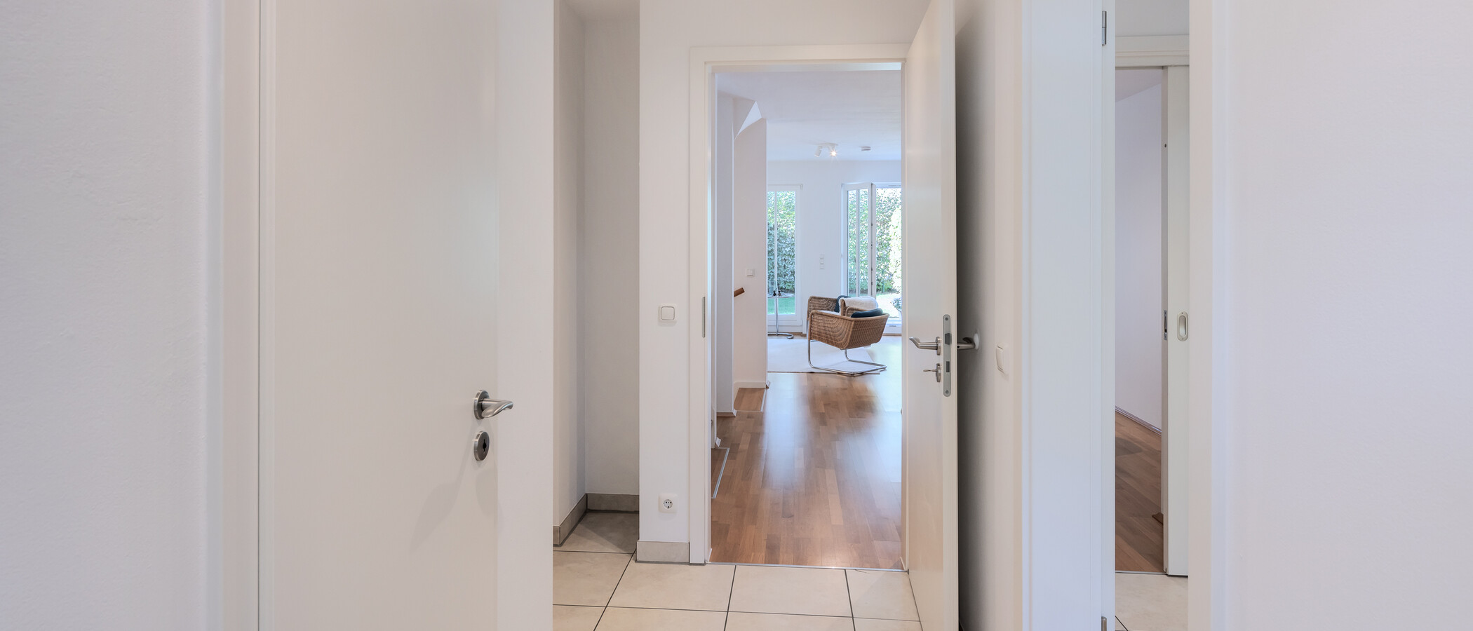 chalet adosado en el medio München Waldtrudering 02 pasillo 15041