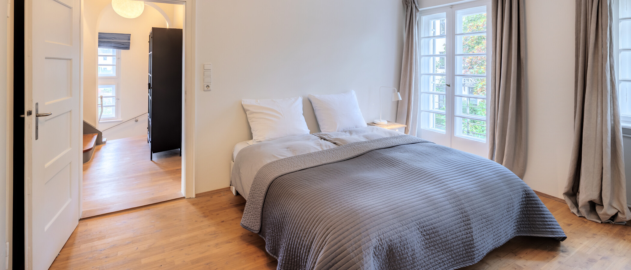 chalet adosado en esquina München Nymphenburg 01 1. dormitorio 15047
