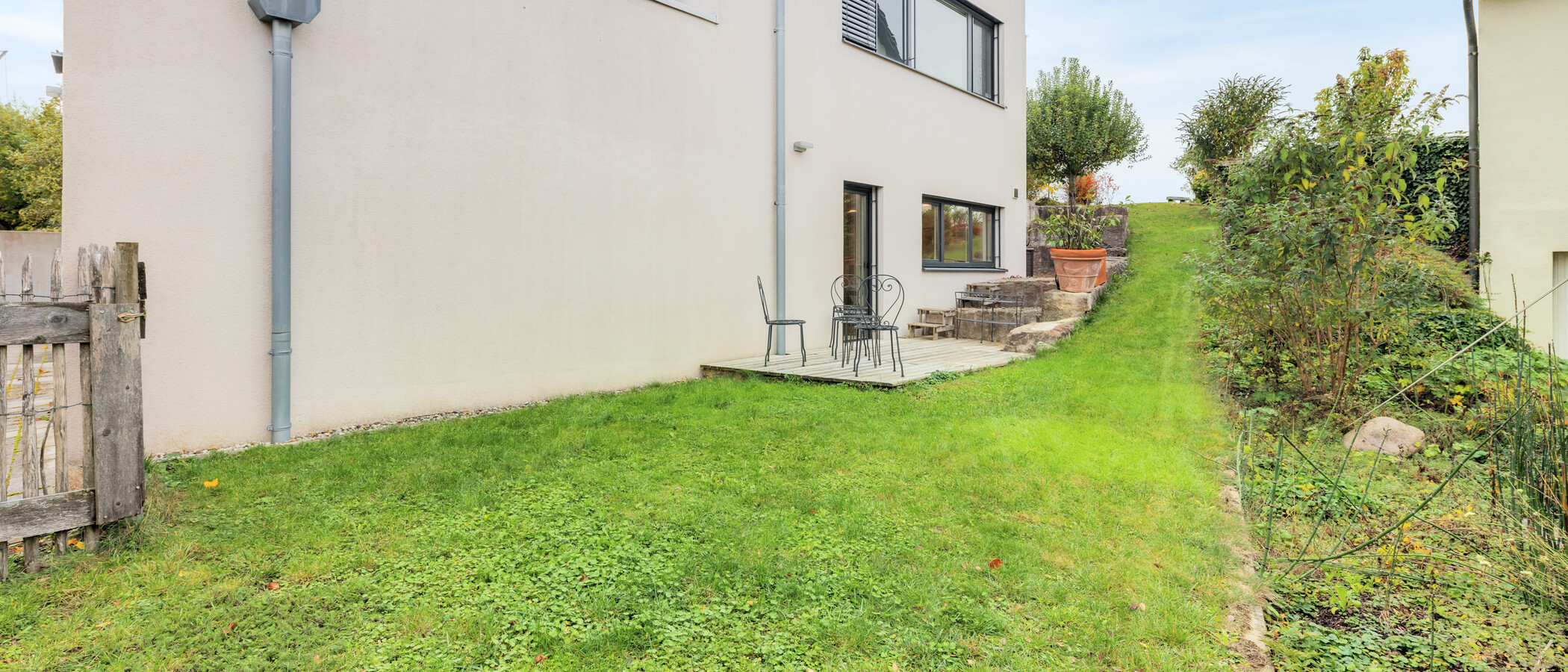 apartamento Fahrenzhausen 01 jardín comunitario 15056