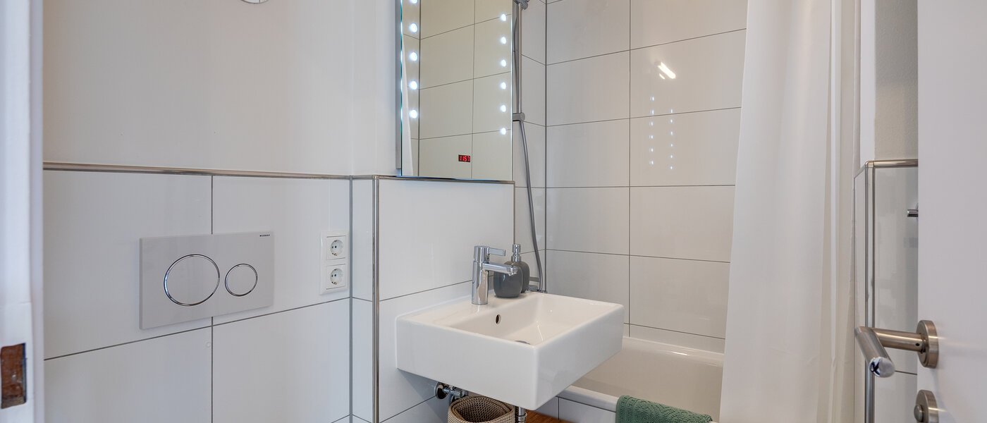 apartamento München Schwabing-Georgenschwaige 02 baño 1561